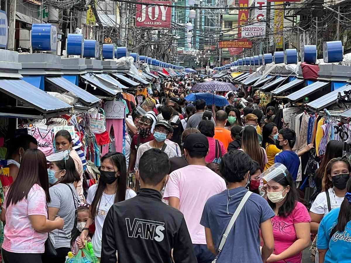 46% of Filipinos expect improvement in their qualify of life in next 12 months — SWS