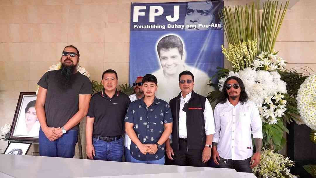 LOOK: Coco Martin, 'Batang Quiapo' cast visit Fernando Poe Jr's tomb on his 18th death anniversary