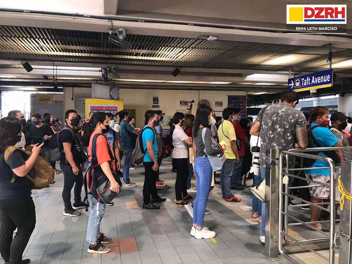 Commuters' group appeals to MRT-3 to consider operating until 12 midnight