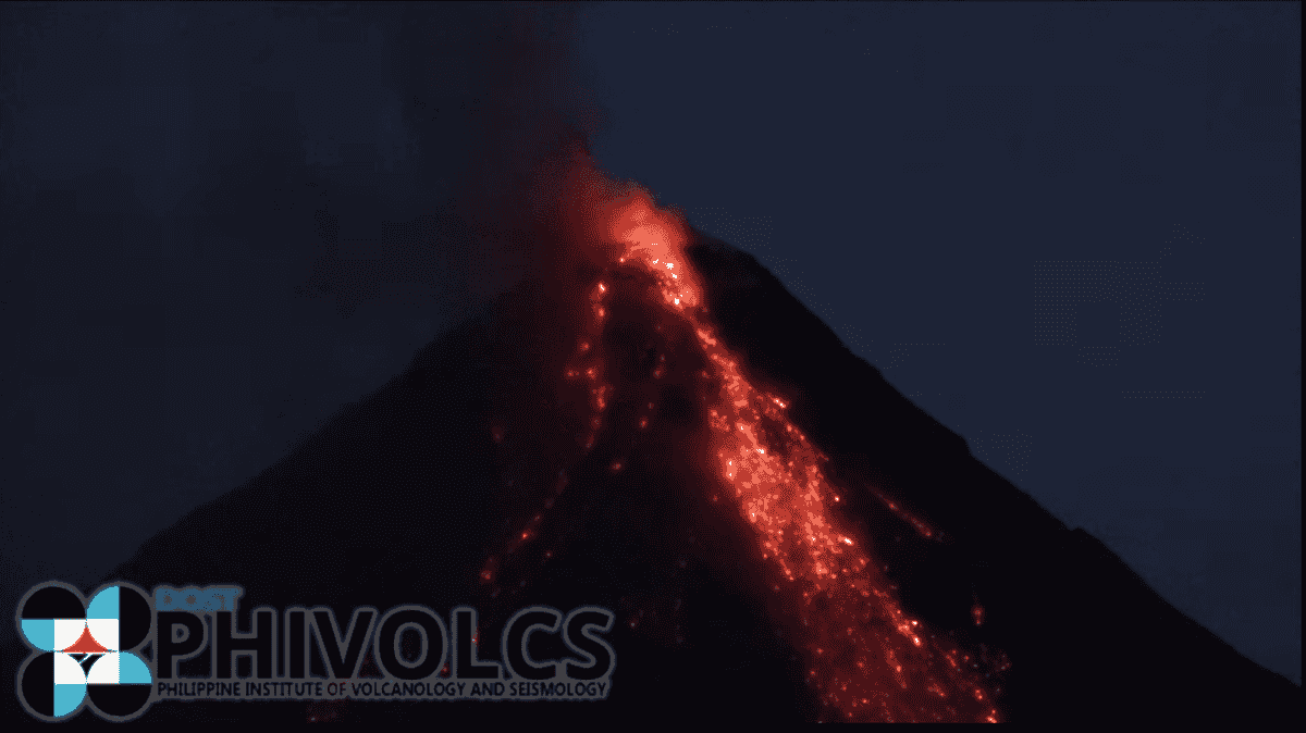 Phivolcs: 295 rockfalls, 3 quakes observed in Mayon Volcano in 24 hours