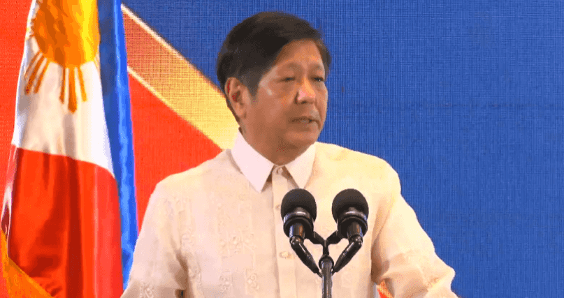 Marcos vows to protect press freedom, media practitioners; highlights threat of fake news