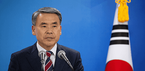 South Korea's ambassador to Australia says he's cooperating with graft probe