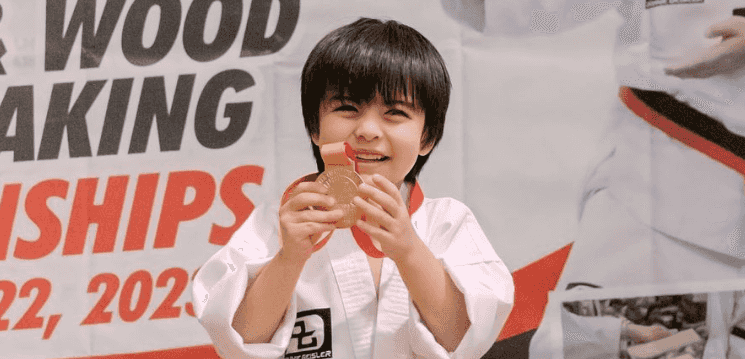 Sixto Dantes is the youngest to win gold at Taekwondo competition!