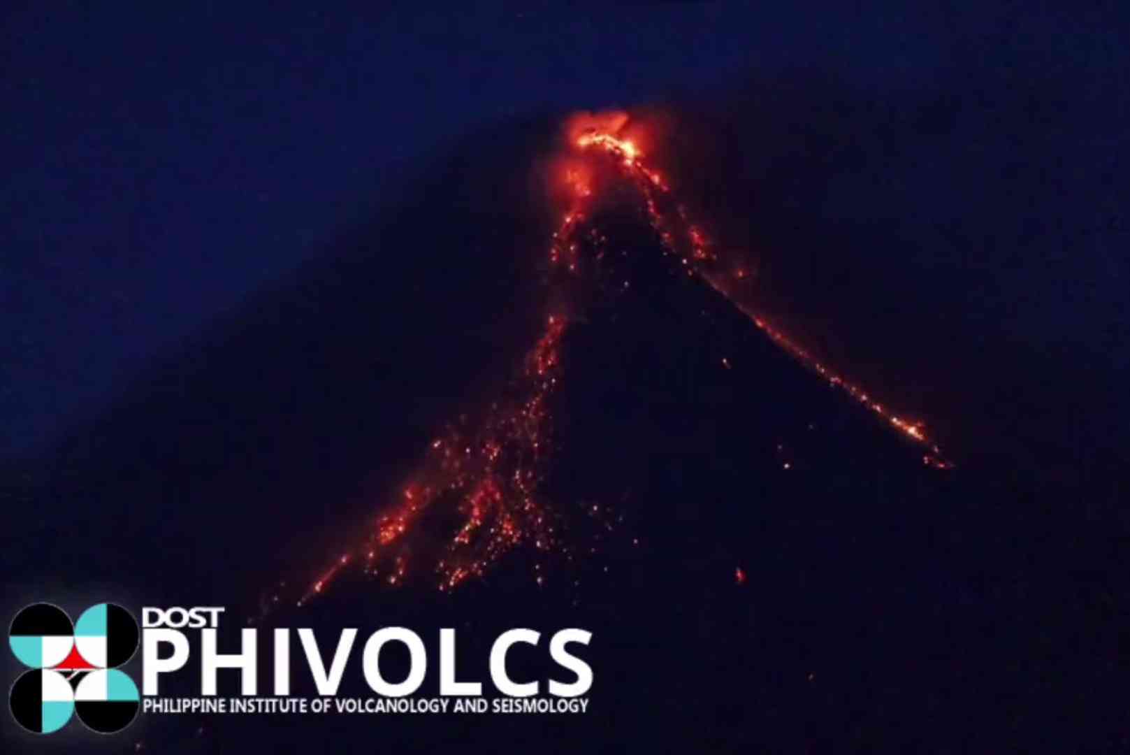 Phivolcs: 57 quakes, 4 ashing events observed in Mayon over past 24 hours