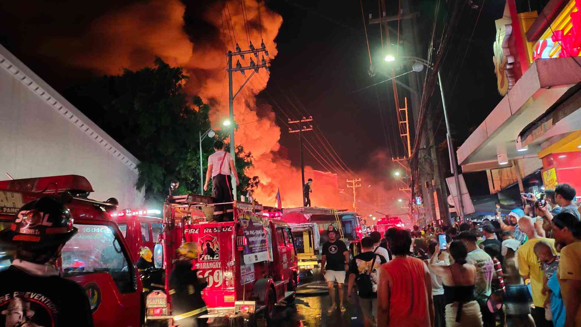 Fire breaks out in commercial area in Paco, Manila; Paco Catholic School affected