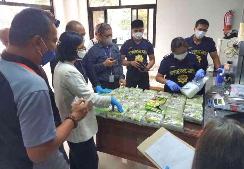 PNP, PDEA conduct ocular inspection, representative sample of seized shabu in Baguio
