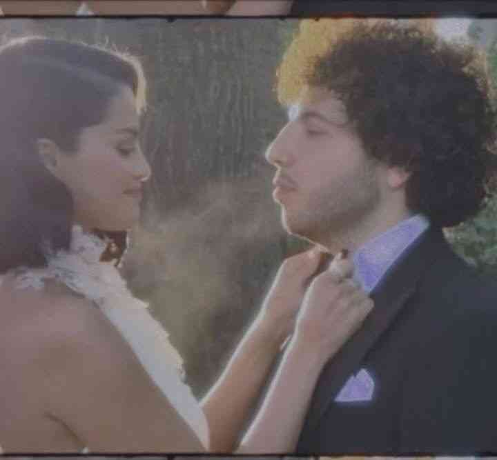 Pop star Selena Gomez ties the knot with Benny Blanco