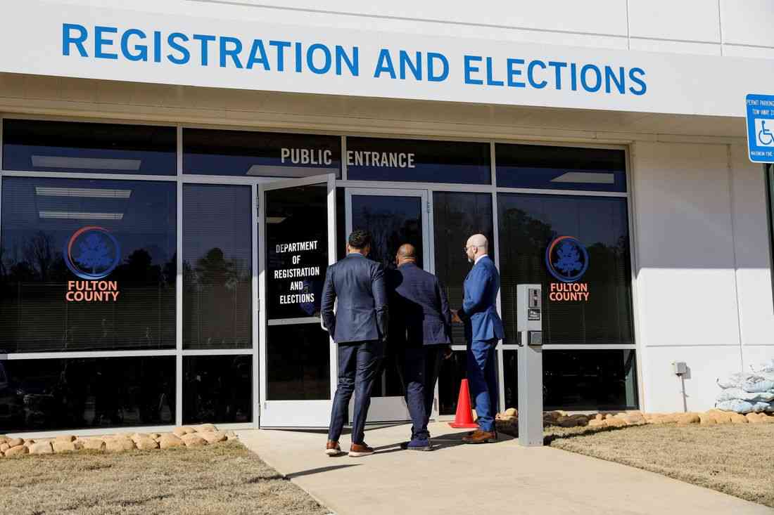 FBI searches Atlanta election office, chasing Trump 2020 vote fraud claims