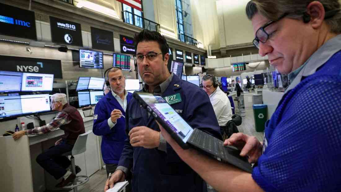Yen spikes with intervention in focus; oil rallies on Iran fears