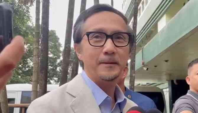 Dizon arrives at Sandiganbayan to testify in P289.5M Naujan flood control case