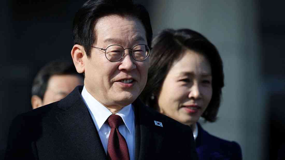 South Korea's Lee seeks to develop strategic cooperative partnership with China