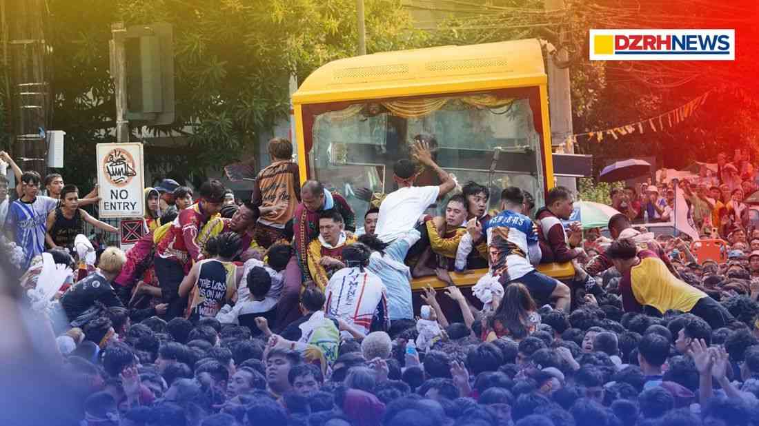 Nazareno andas still moving slowly along Carlos Palanca Street