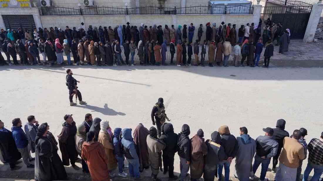 Syrian government, Kurdish forces announce integration deal