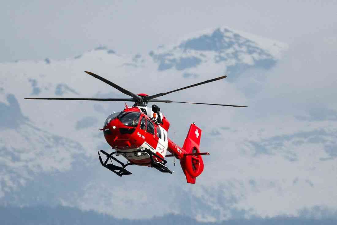 Scrutiny turns to safety set-up of Swiss bar after deadly blaze