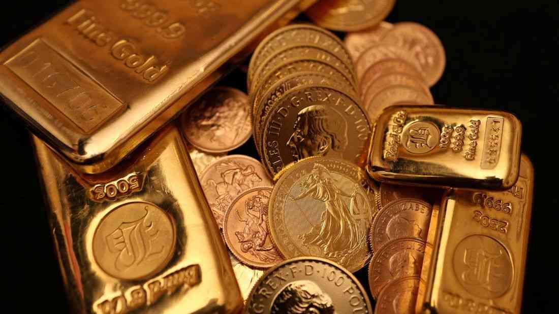 Gold blasts past $5,000 to record high on safe-haven rush