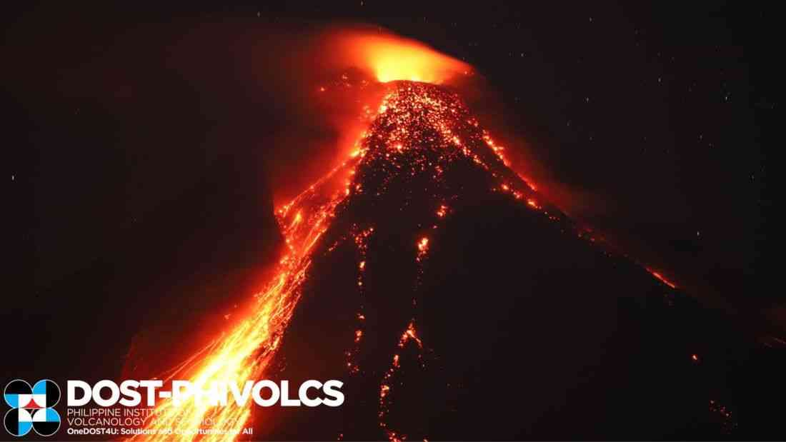 Lava effusion, minor explosions recorded at Mayon Volcano; alert level 3 remains – PHIVOLCS