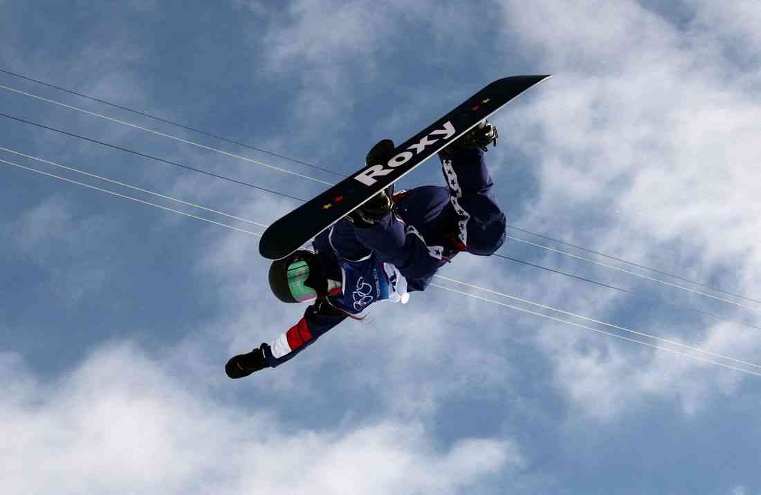 Olympics-Snowboard-Kim flies into halfpipe final on the hunt for third gold