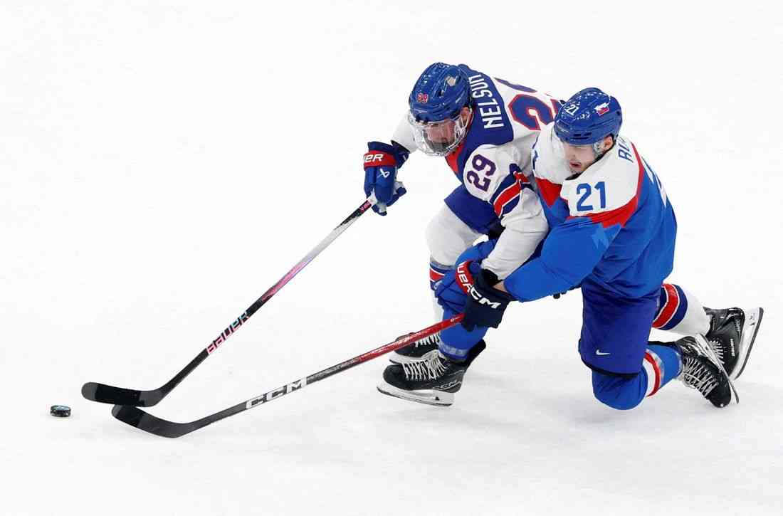 Olympics-Ice hockey-U.S. men's hockey eyes first Olympic gold in 46 years against Canada