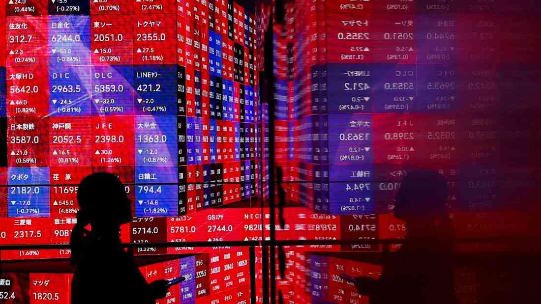 Asia stocks rise despite lingering AI worries, oil down after US-Iran talks