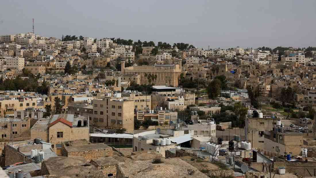 Israeli cabinet approves West Bank land registration, Palestinians condemn 'de-facto annexation'