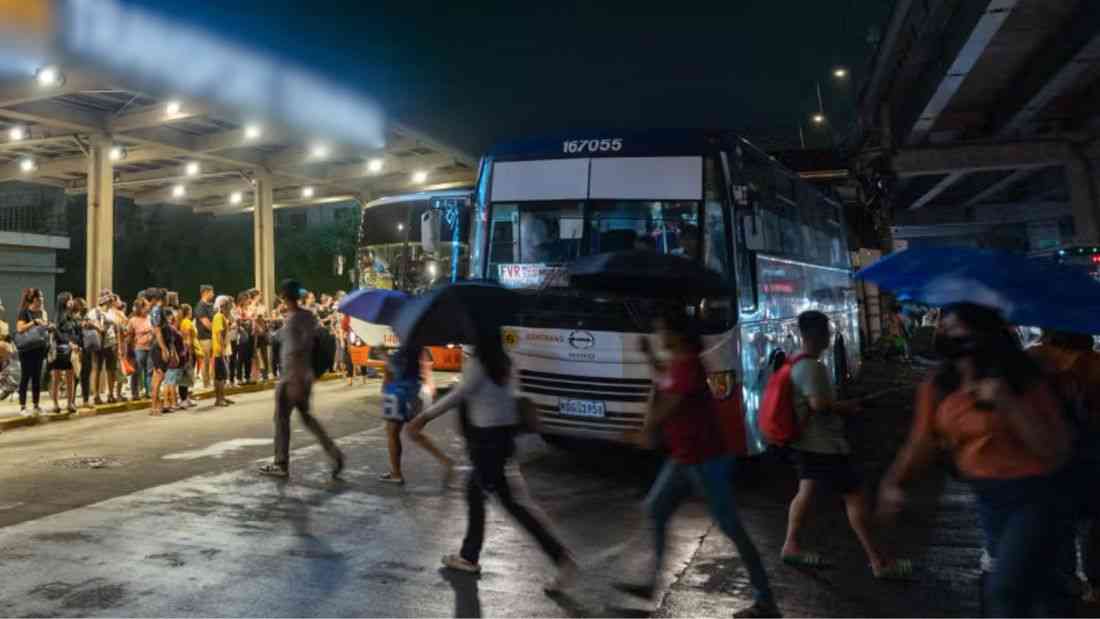 Show cause orders issued vs PUV terminals in QC malls over passenger facility lapses