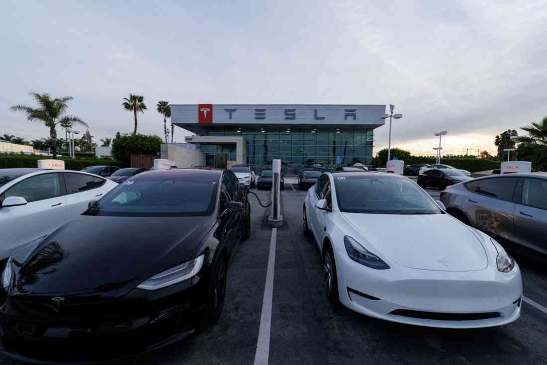Tesla avoids suspension by California regulator after corrective marketing changes