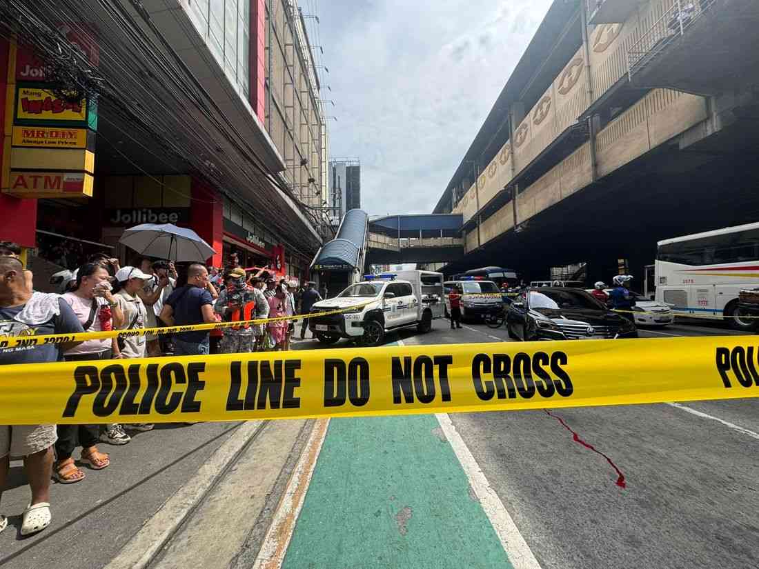 Student falls from LRT-1 FPJ Station, Quezon City