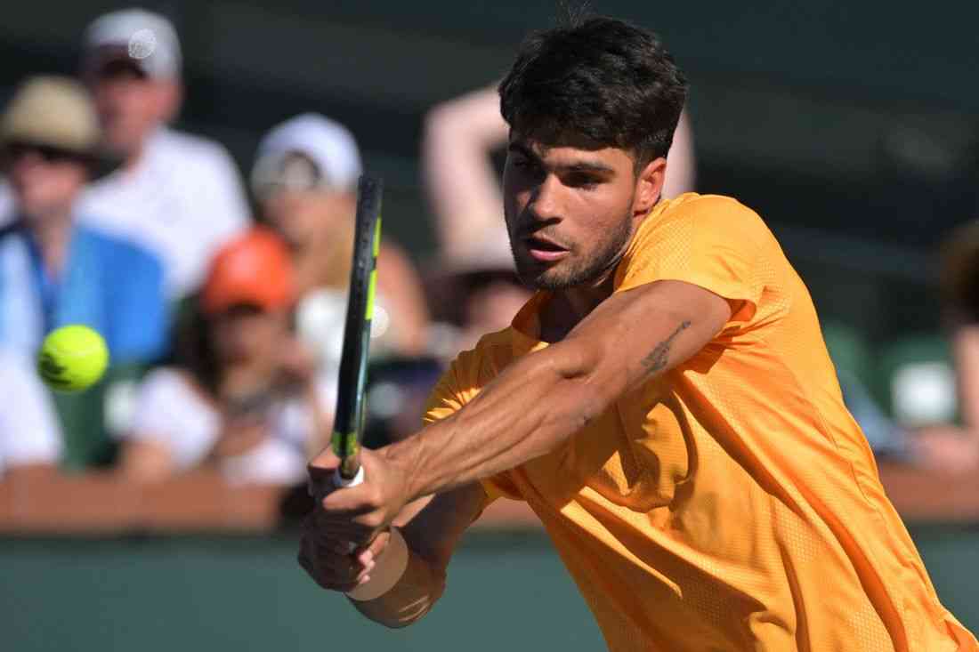 Tennis-Alcaraz powers into Indian Wells quarter-finals; Draper upsets Djokovic