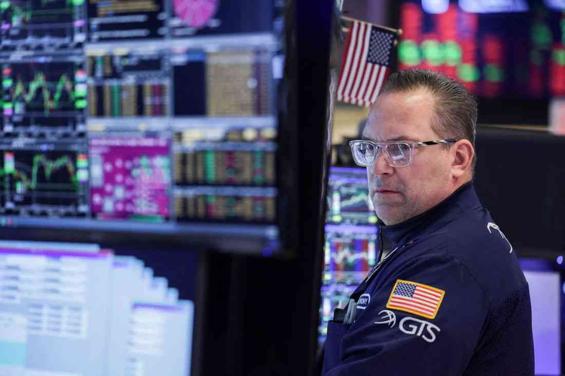 Stocks slip, with oil prices higher as war uncertainty is high