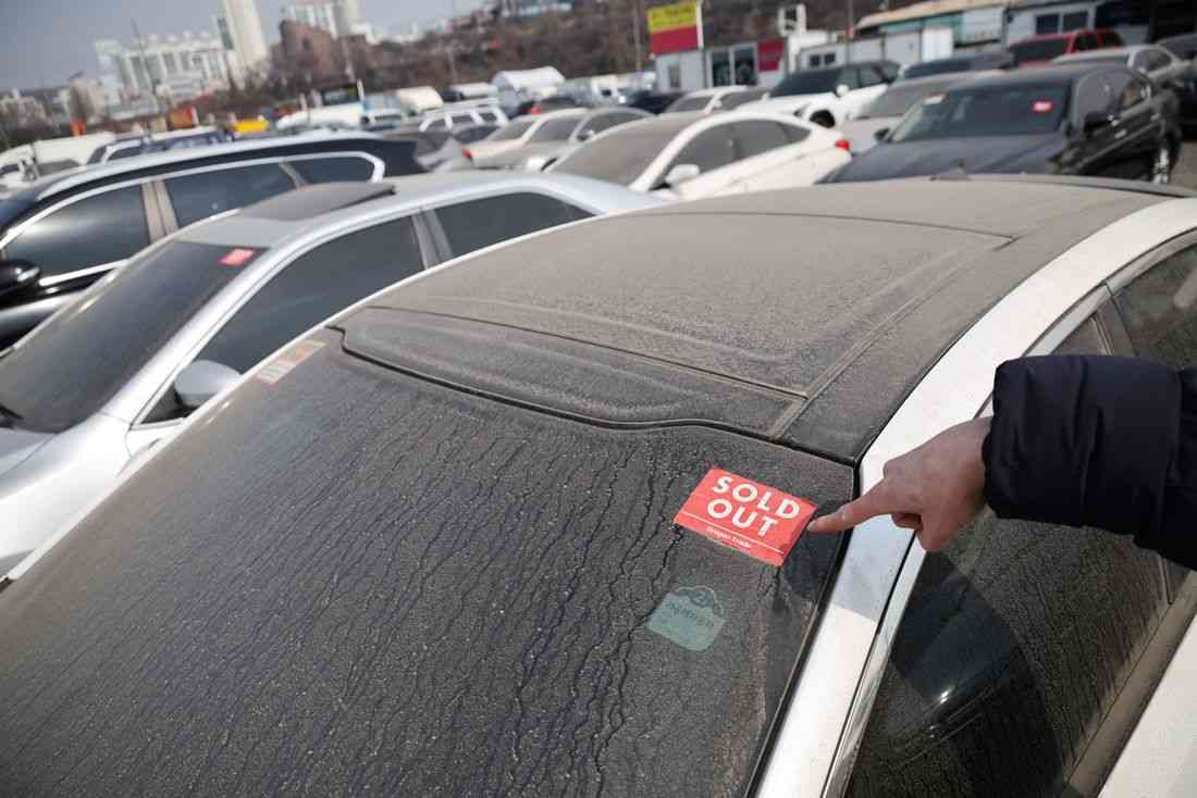 Lamborghinis stranded in Sri Lanka as war disrupts Asia's used-car trade