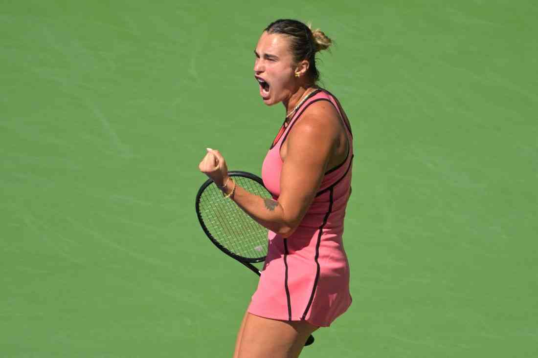 Tennis-Sabalenka powers past Noskova to reach Indian Wells final