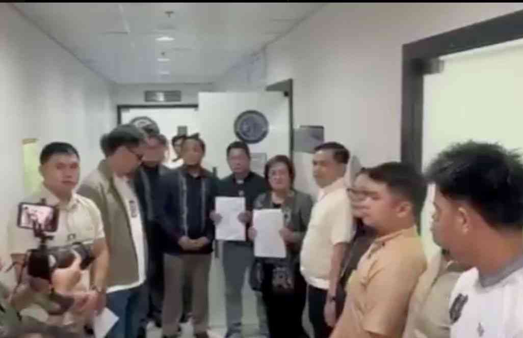 De Lima, priest Villanueva file raps vs 18 'ex-Marines', lawyer