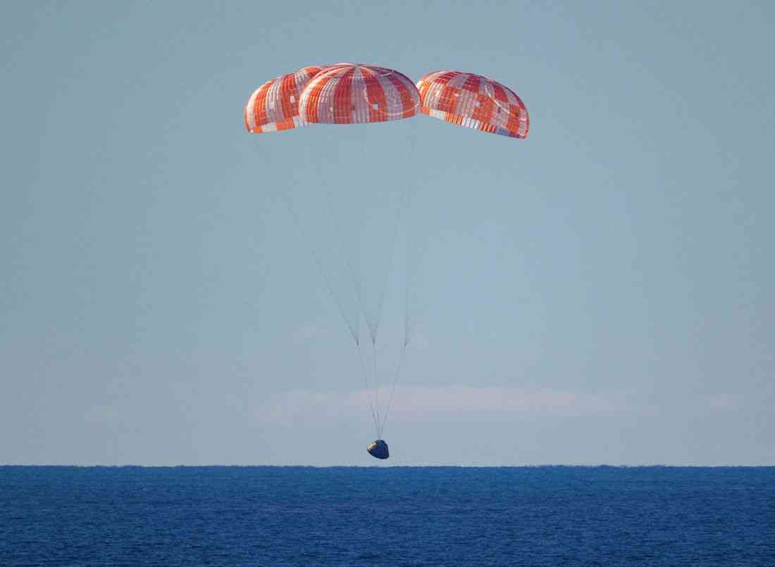 Artemis astronaut describes charring on heat shield during crew's fiery return to Earth