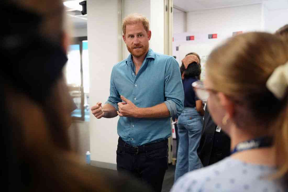 Prince Harry praises Australia's leadership on social media ban as Meghan tells of online bullying