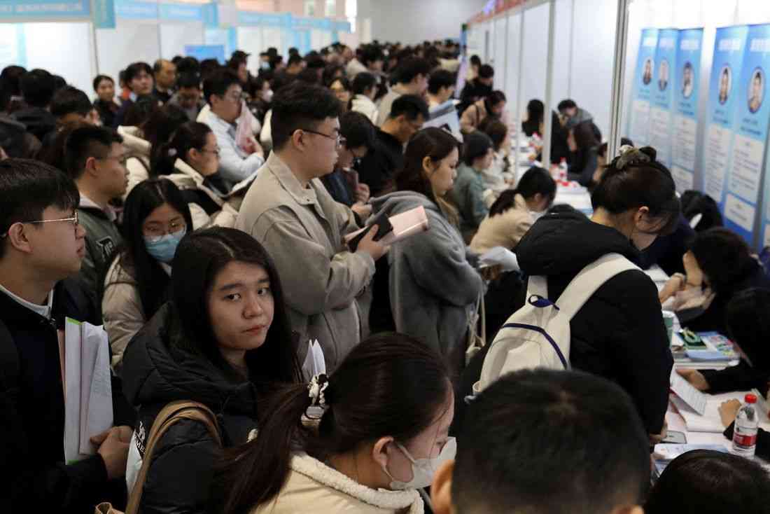 China's youth jobless rate rises to 16.9% in March