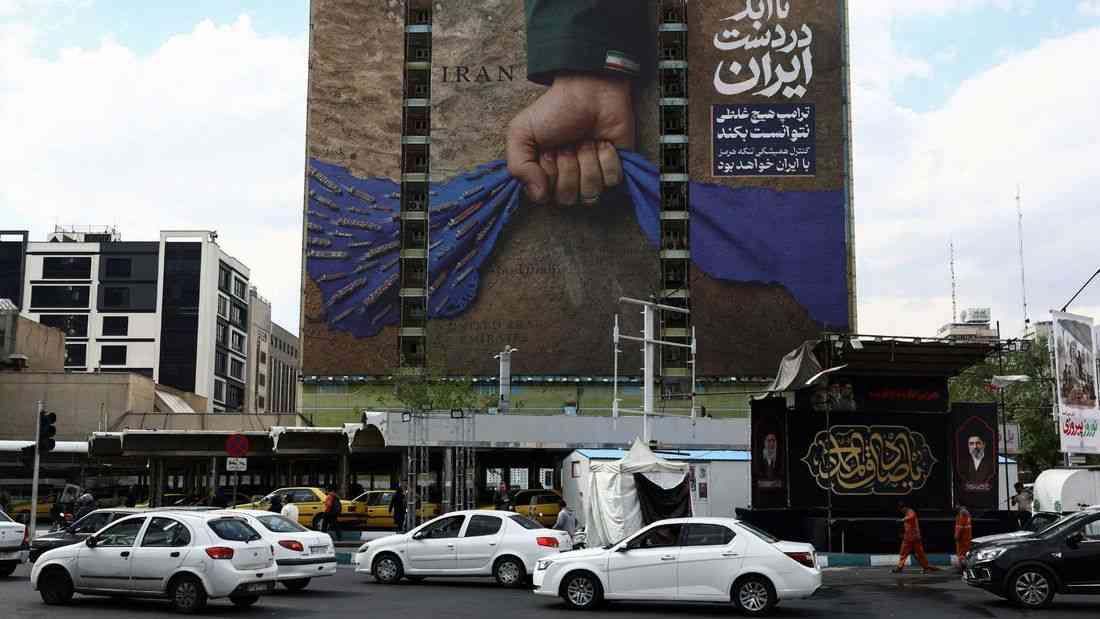 US begins blockade of Iran's ports, Tehran threatens retaliation