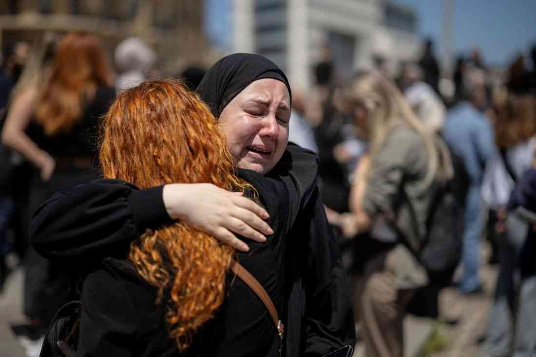Lebanon-Israel ceasefire extended by three weeks after Oval Office meeting
