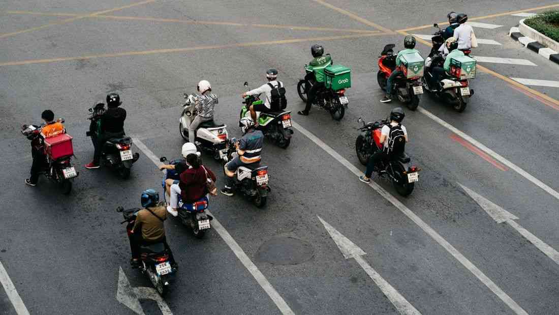 Rider speaks out: Overboarding helps companies, not delivery riders, MC taxis