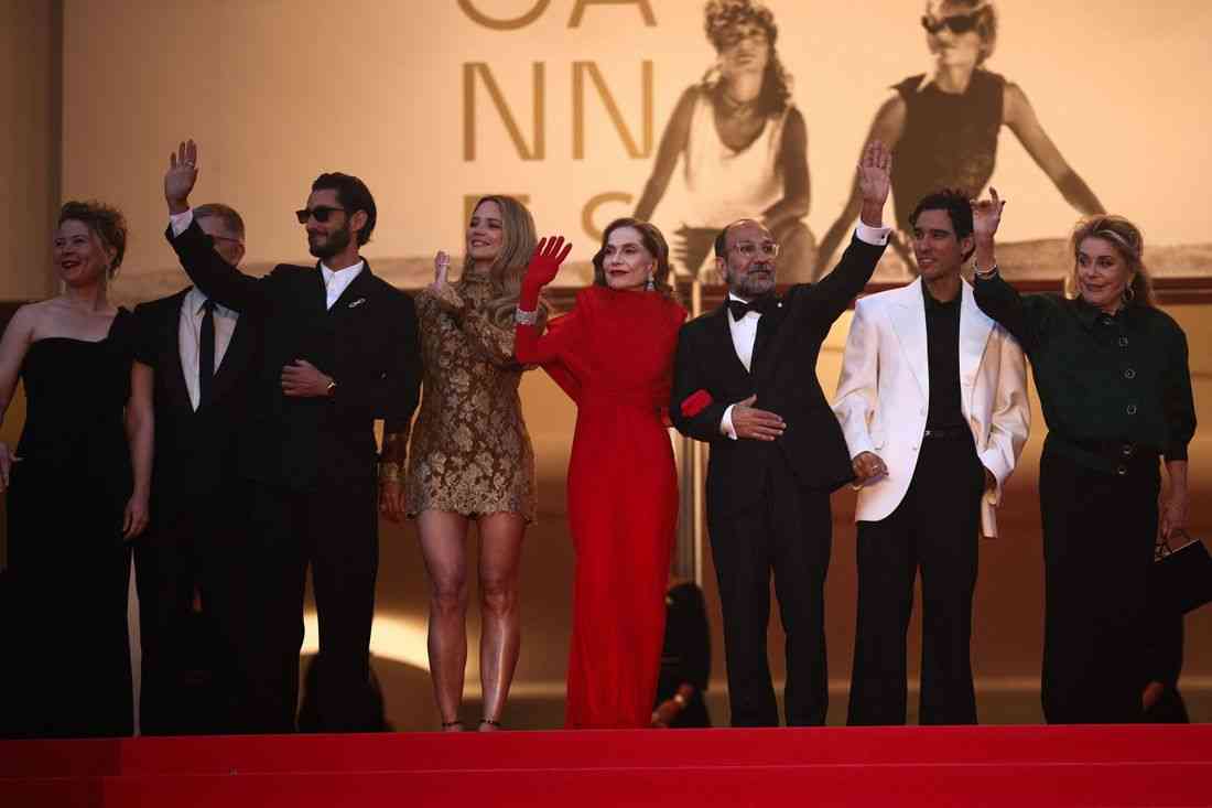 Iran's Asghar Farhadi bends his own cinematic rules in Cannes entry 'Parallel Tales'