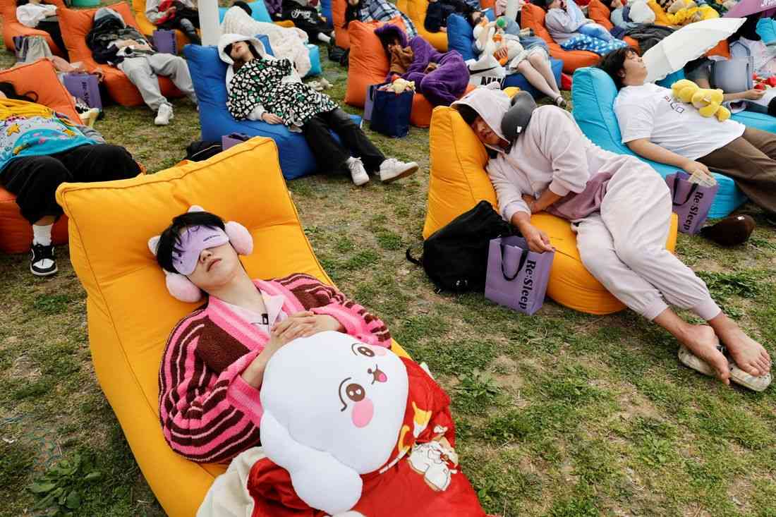 Sweet Dreams: Seoul holds 'Power Nap Contest' in sleep-deprived South Korea