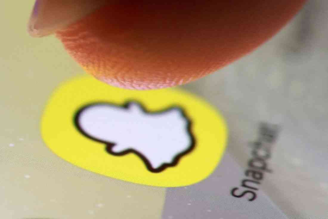 Snap flags hits to ad revenue from Middle East conflict, slower North America growth