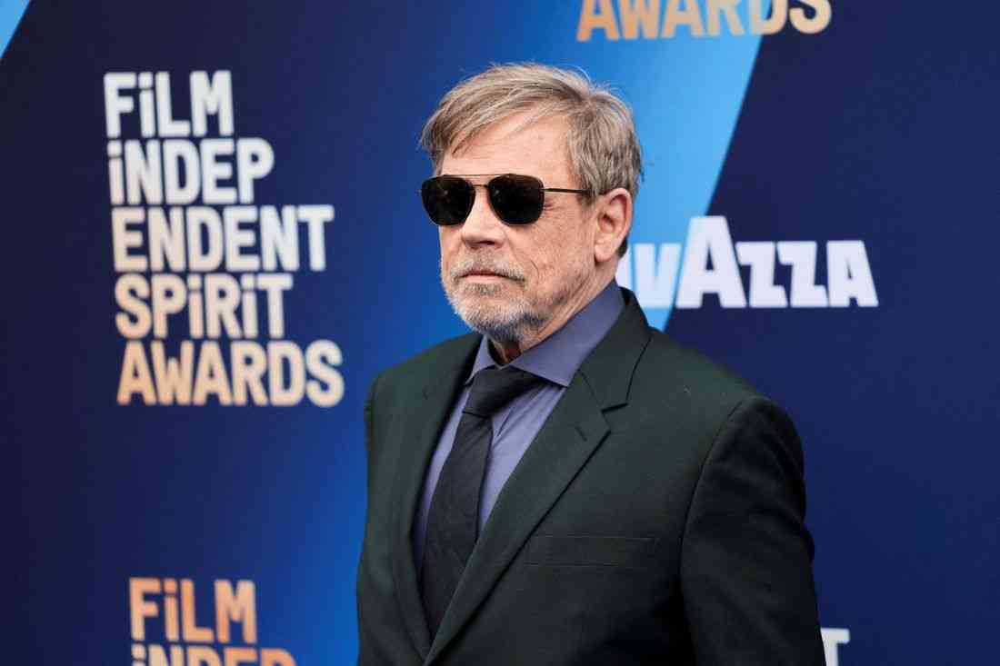 White House calls Mark Hamill  'sick' after actor posts Trump gravesite image