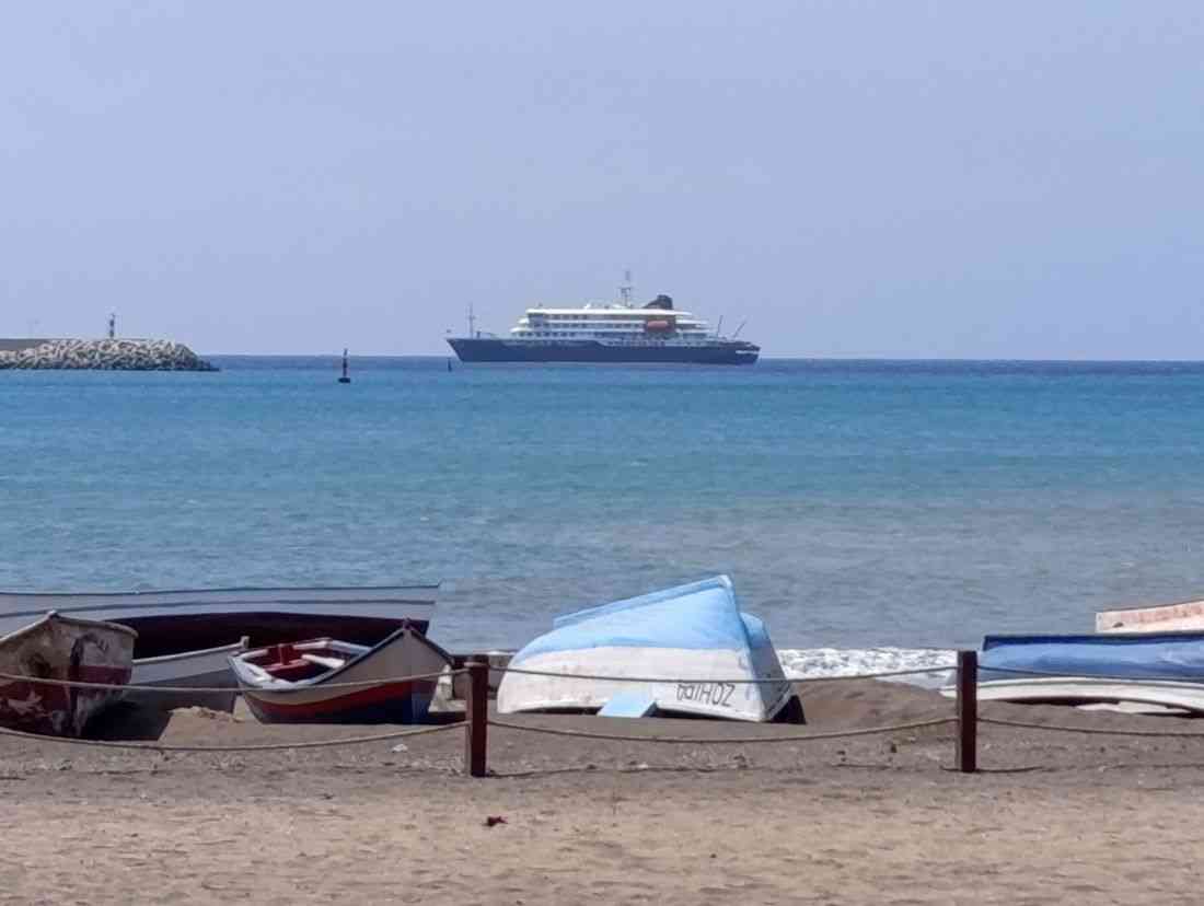 Hantavirus-hit cruise ship to head to Spain after permission granted to dock in Canary Islands