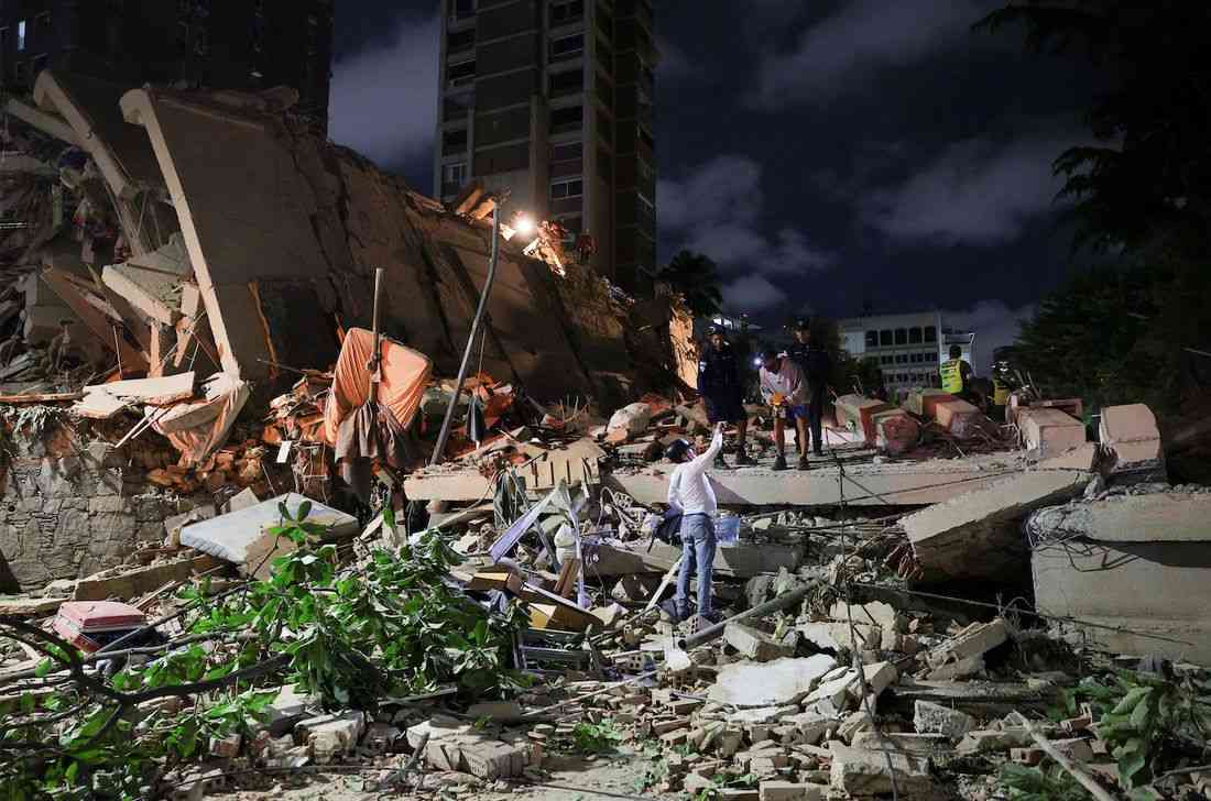 Buildings collapse as quakes rock Venezuela, 'high casualties' likely