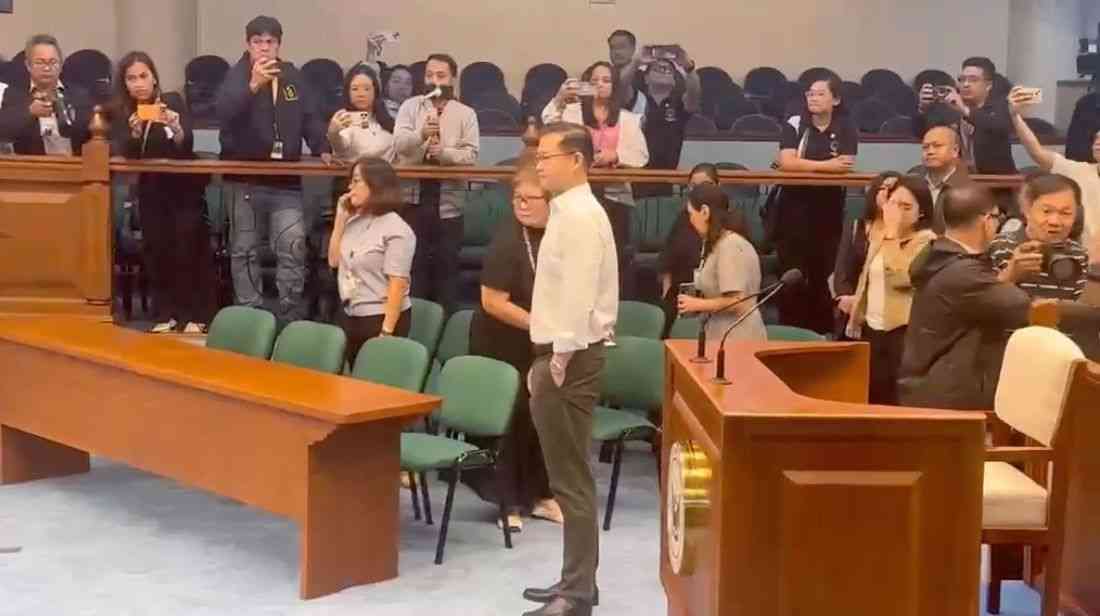 SP Gatchalian conducts inspection of plenary hall in preparation for impeachment trial