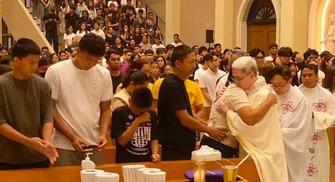 Ateneo de Davao offers full scholarships to 6 siblings of late basketball player Bobet Baterbonia