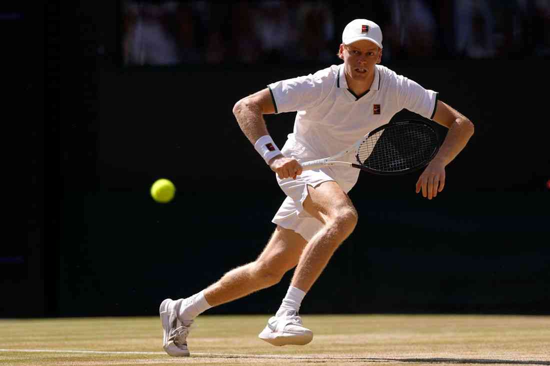 Tennis-Sinner snuffs out Struff's Wimbledon dream to reach semi-finals