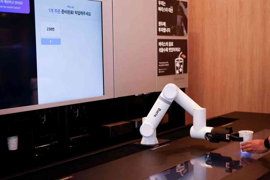 South Korean shops turn to robots, self-service to escape labour woes
