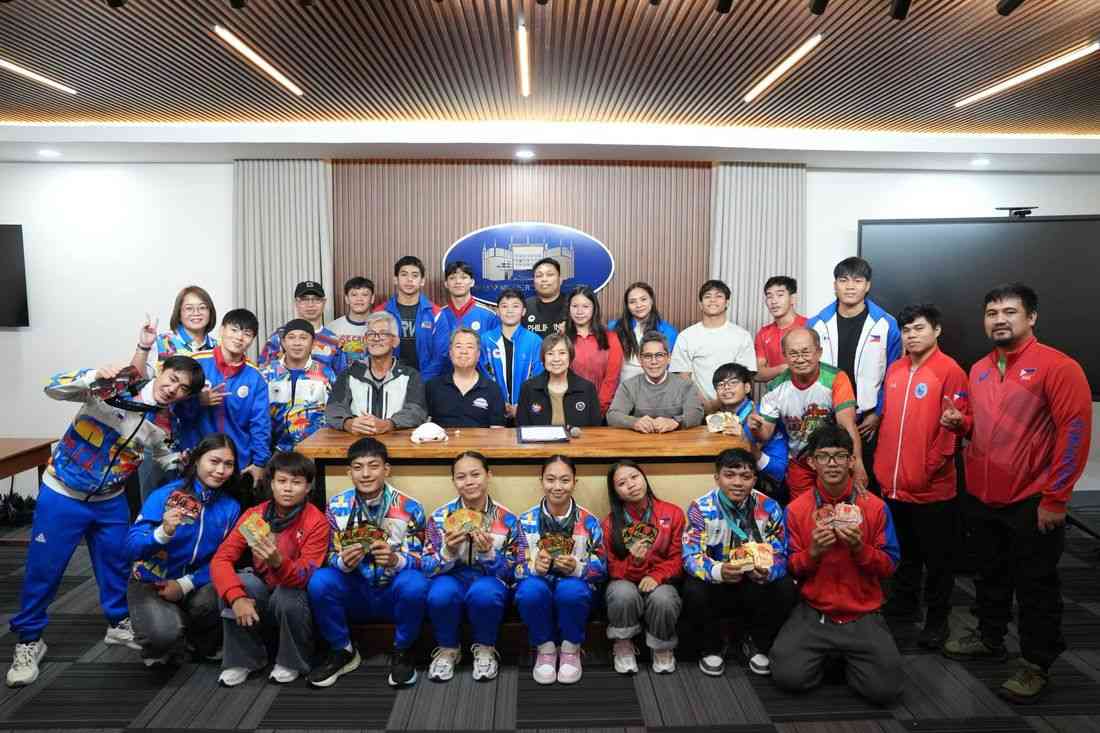 Young PH weightlifters bring home 16 golds from Asian junior championships