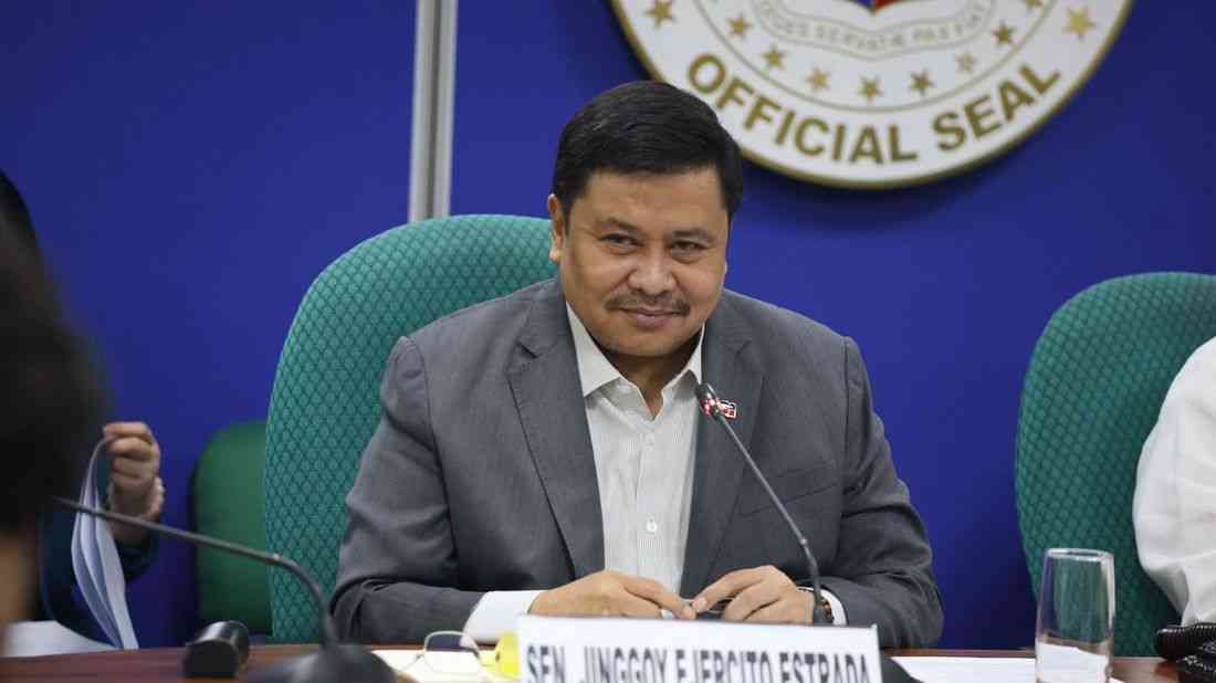 Sandiganbayan OKs Jinggoy Estrada’s jail leave for knee x-ray on August 26